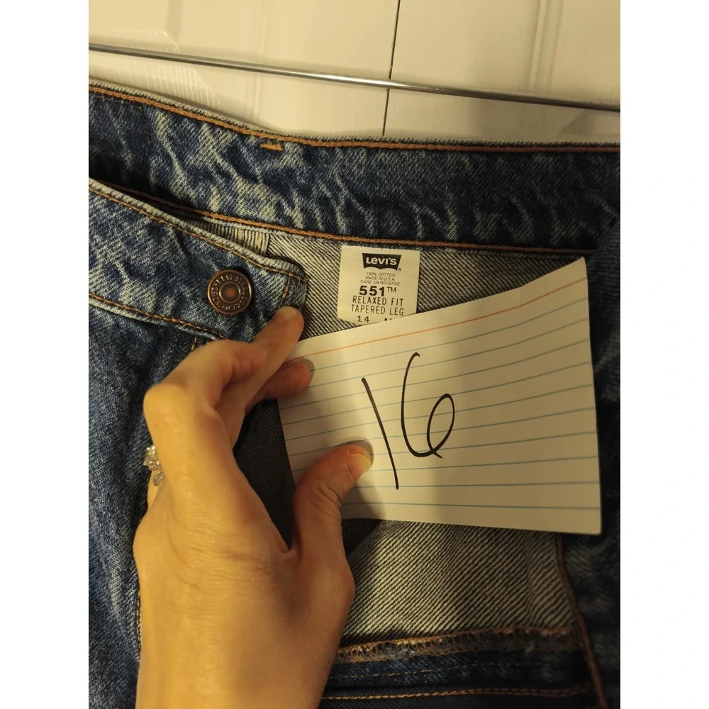 Levi's 551 Size 14 MED Relaxed Fit Tapered Leg MOM Jeans Women's Vintage 90s‎